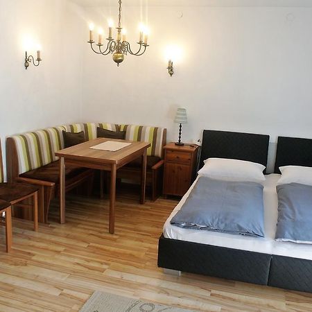 Haus Stratton Apartment Innsbruck Exterior foto
